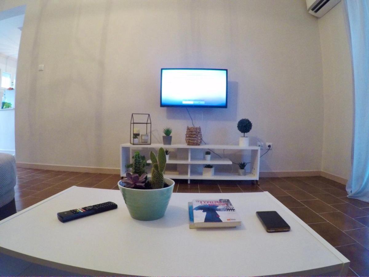 Anemos Apartment Palio PalaiónTsiflíkion Esterno foto