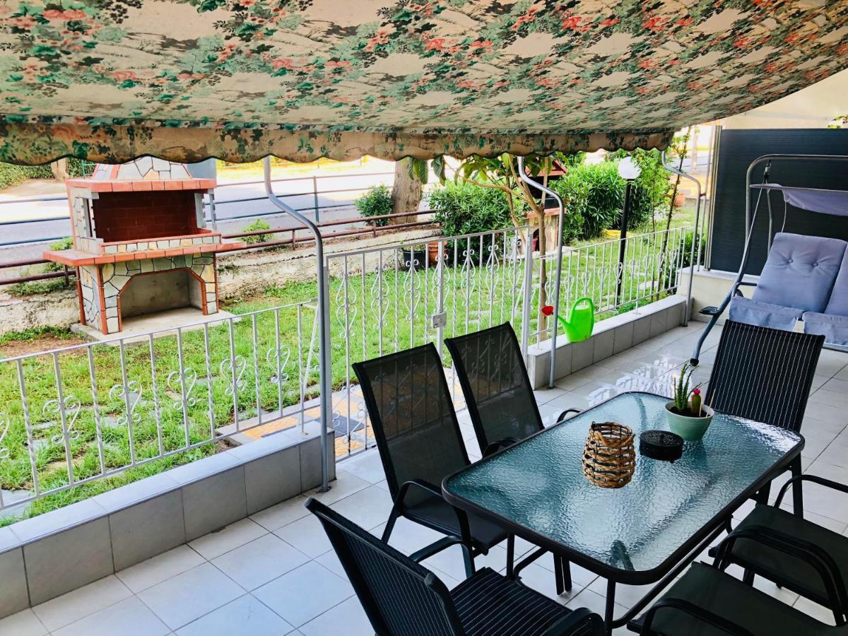 Anemos Apartment Palio PalaiónTsiflíkion Esterno foto