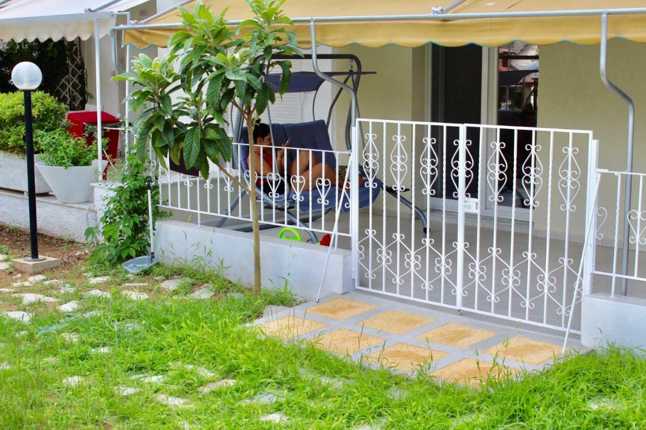 Anemos Apartment Palio PalaiónTsiflíkion Esterno foto